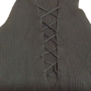 Sadie & Sage Black Sleeveless Ribbed Lace-up Top 1
